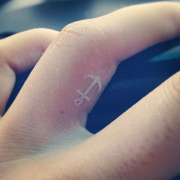 Anchor finger tattoo 3  Anchor finger tattoos Finger tattoos Cute finger  tattoos