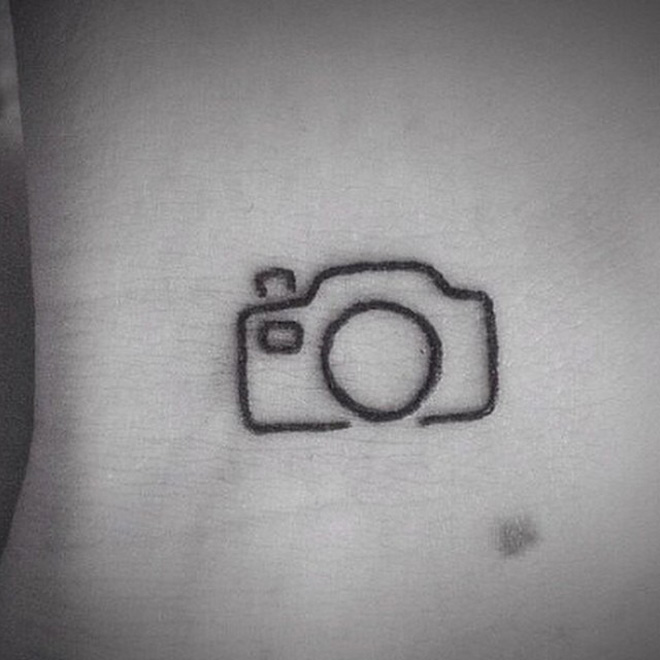 Tattoo uploaded by Xavier  Photography tattoo by Iara Oliveira  photography camera photo photographer contemporaryart microtattoo  mini minimalist IaraOliveira  Tattoodo