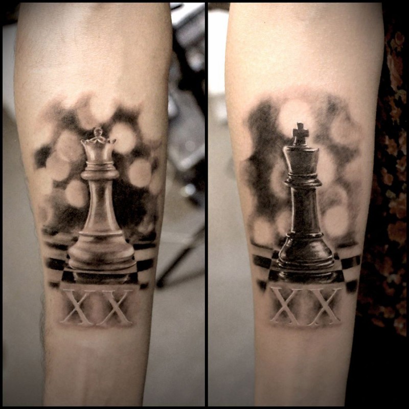 King Queen & Chess Pieces