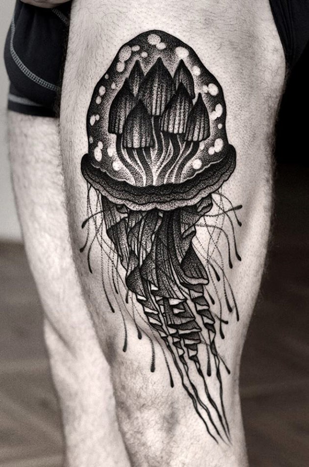 Amazing Jellyfish Thigh Tattoo