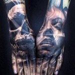 Skull & Portrait Hands