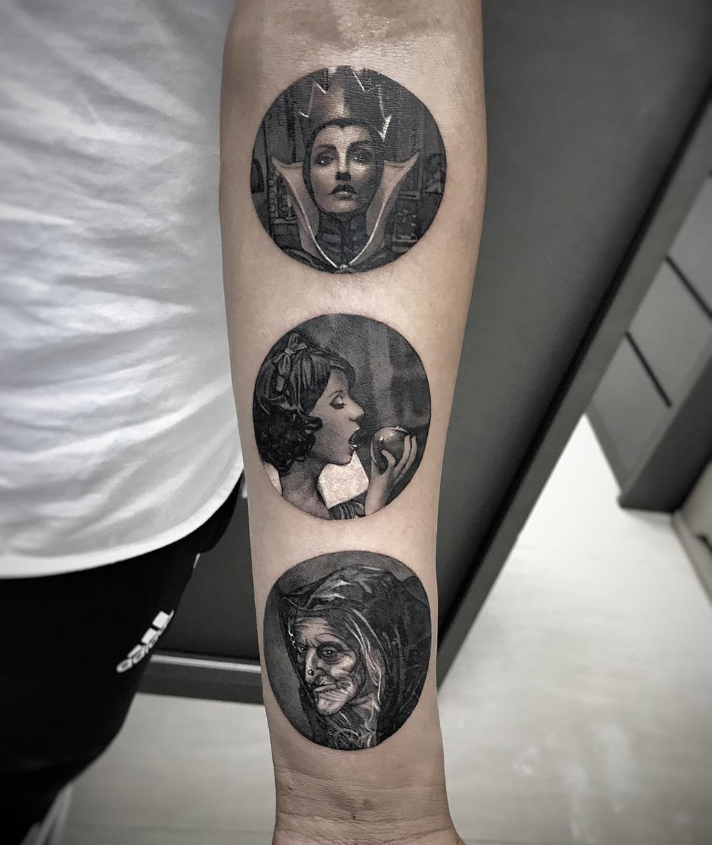 Snow White circular tattoo