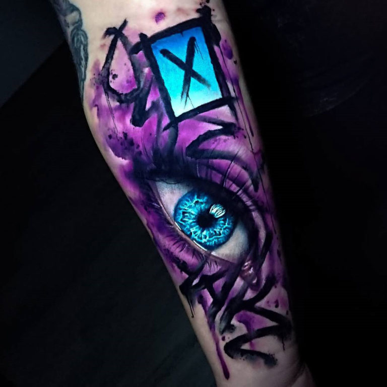 Pin by Luccius66 on Tatuagens | Cloud tattoo, Space tattoo, Eye tattoo