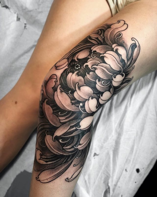 Chrysanthemum knee tattoo