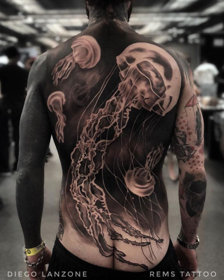 Colorful Jellyfish🫧 🇺🇸 L.A Booking 📩 eden@vismstudio.com #tattoo... | Jellyfish  Tattoo Ideas | TikTok