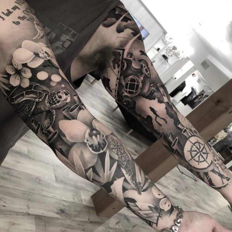 Check out this amazing #underwater #skull #tattoo sleeve by #teamwipeoutz  #artist @audeladureeltattoobysandry that we dig. Stock up on yo... |  Instagram