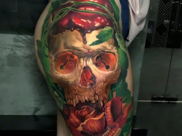 Skull & rose hip and thigh piece