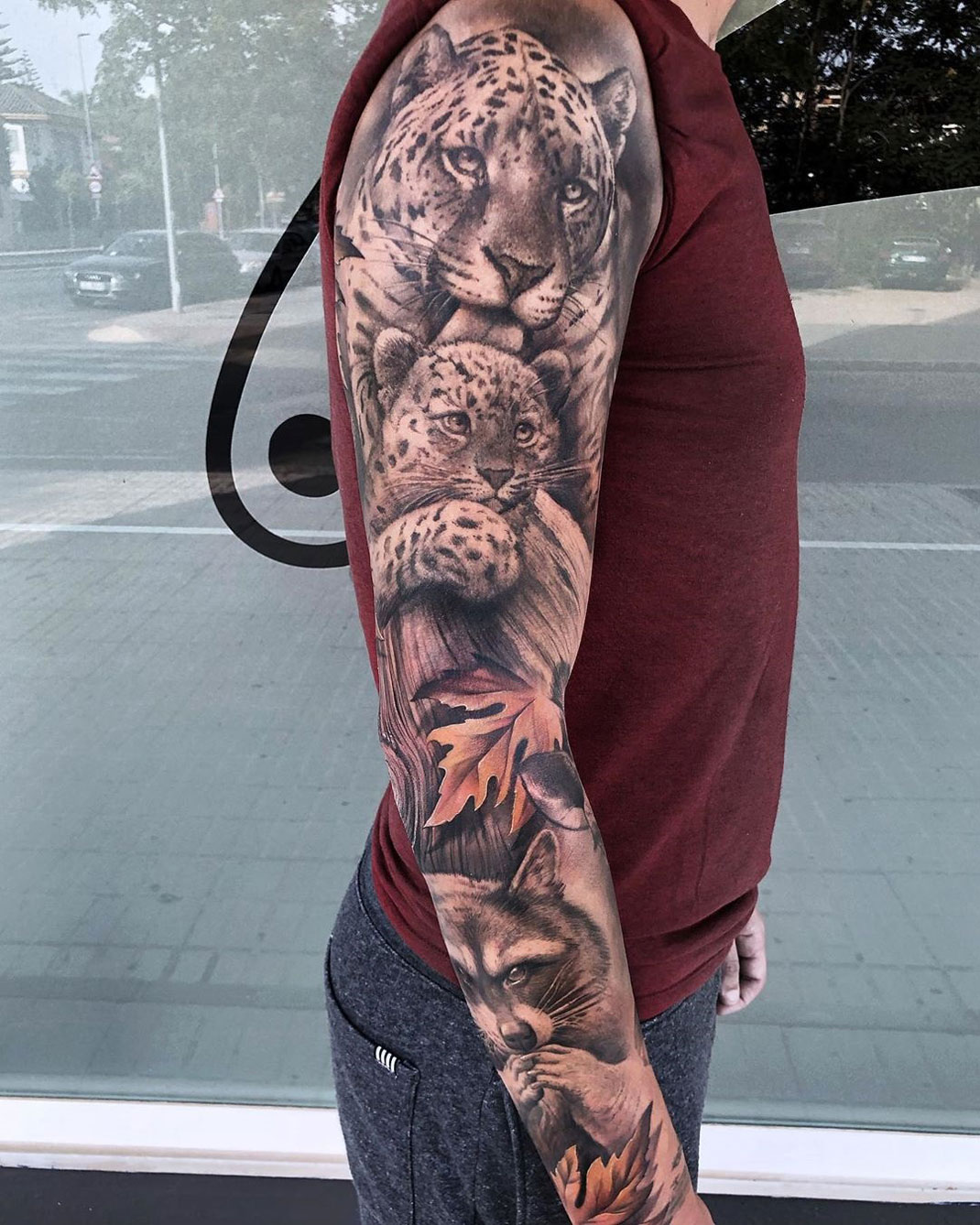 Napoli star Matteo Politano shows off incredible leopard tattoo covering  his whole back after mammoth session in chair  The US Sun