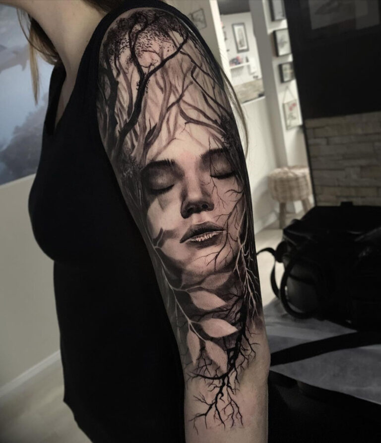 Mother Nature Sleeve