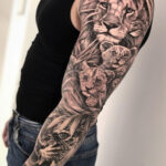 Lion & Tiger Sleeve