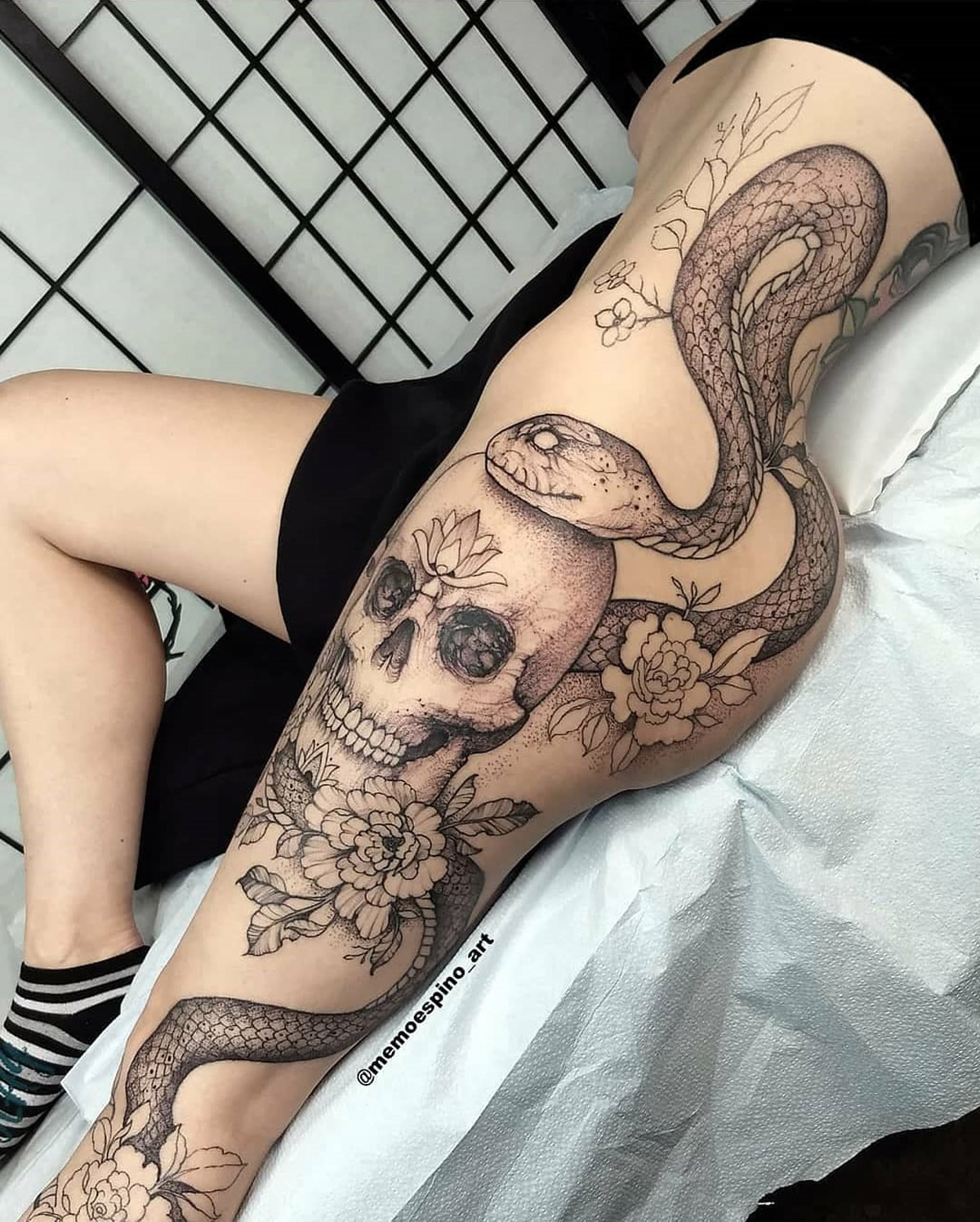 Snake, Flowers & Ornamental Skull
