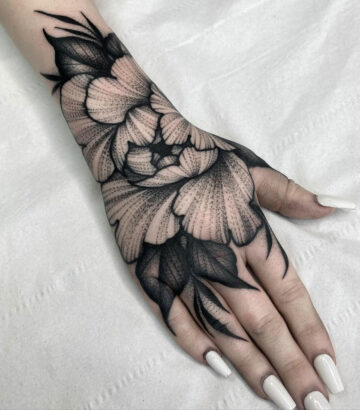 10 Best Heartstealing Black Tattoo Designs  Styles At Life