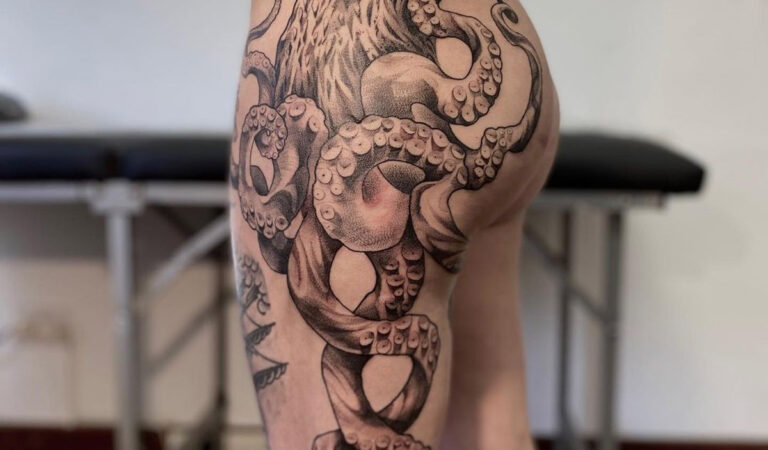 Octopus Hip Tattoo